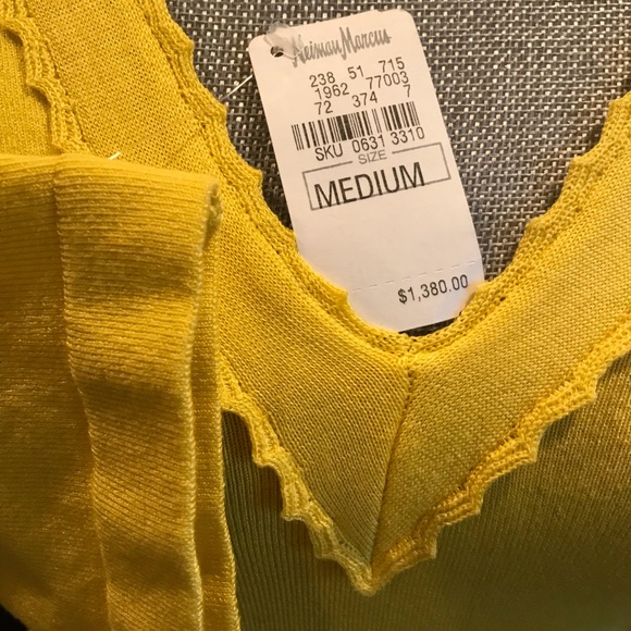 SOLD- NWT- Authentic Yellow Valentino - Picture 6 of 8